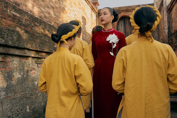 Nghệ sĩ Việt đua nhau khoe sắc trong loạt ảnh Tết - Ảnh 15.