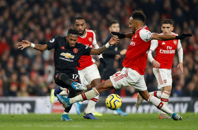 Vùi dập Man United, Arsenal thắng tưng bừng đại chiến - Ảnh 2. Vùi dập Man United, Arsenal thắng tưng bừng đại chiến - Ảnh 2.