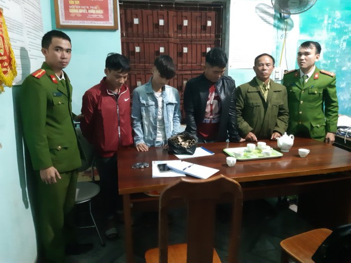 Quảng Bình: 52 đối tượng đốt pháo “đón giao thừa” bị bắt giữ - Ảnh 3. Quảng Bình: 52 đối tượng đốt pháo “đón giao thừa” bị bắt giữ - Ảnh 3.