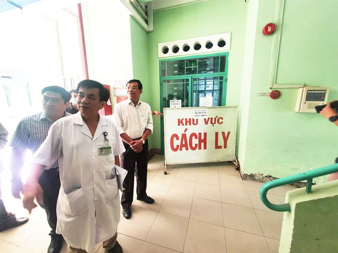 Nữ lễ tân ở Nha Trang nhiễm virus corona sau tiếp xúc 2 bệnh nhân Trung Quốc - Ảnh 1. Nữ lễ tân ở Nha Trang nhiễm virus corona sau tiếp xúc 2 bệnh nhân Trung Quốc - Ảnh 1.