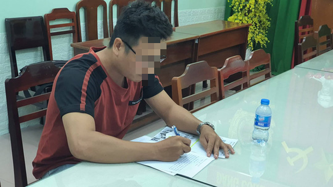 Cần Thơ: Công an làm việc với nam thanh niên đăng tin sai sự thật về virus corona - Ảnh 1. Cần Thơ: Công an làm việc với nam thanh niên đăng tin sai sự thật về virus corona - Ảnh 1.