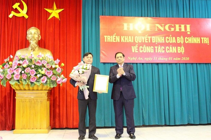 Nghệ An có tân Bí thư Tỉnh ủy 44 tuổi - Ảnh 1. Nghệ An có tân Bí thư Tỉnh ủy 44 tuổi - Ảnh 1.
