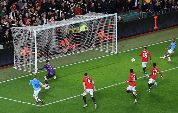 Đè bẹp Man United, Man City đặt chân vào chung kết League Cup - Ảnh 7.