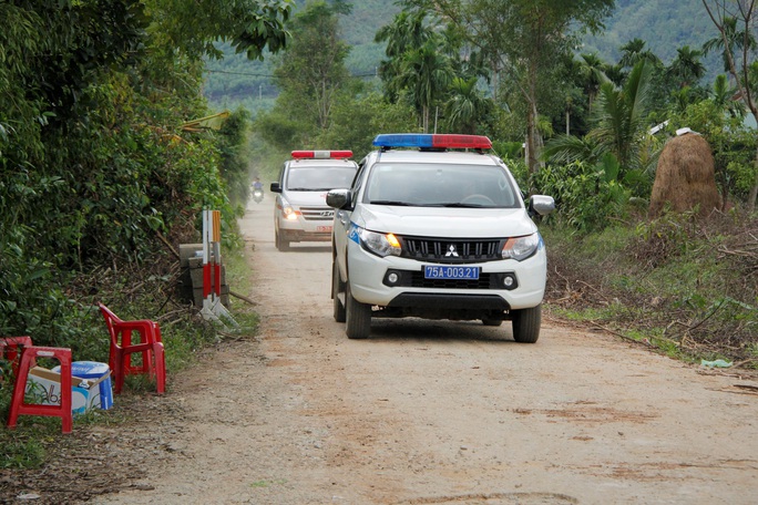 Tìm thấy 7 thi thể đầu tiên trong Đoàn cán bộ công tác gặp nạn ở khu Rào Trăng 3 - Ảnh 8.