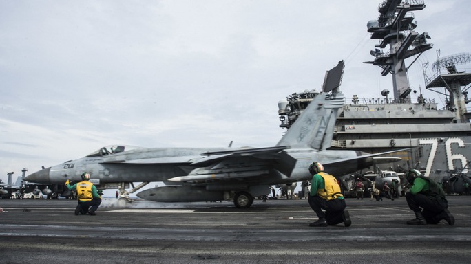 Nhóm tác chiến tàu sân bay Mỹ USS Ronald Reagan trở lại biển Đông - Ảnh 3. Nhóm tác chiến tàu sân bay Mỹ USS Ronald Reagan trở lại biển Đông - Ảnh 3.
