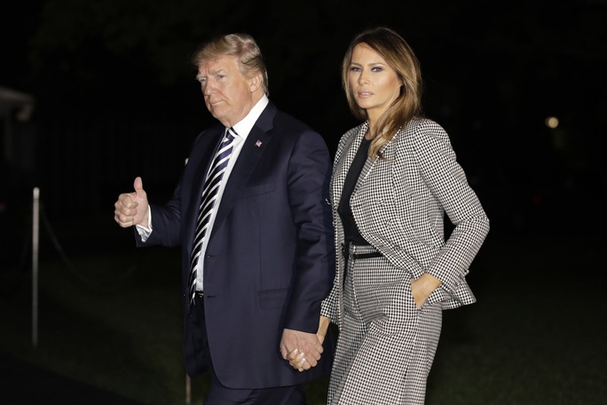 NÓNG: Tổng thống Donald Trump và vợ mắc Covid-19 - Ảnh 1.