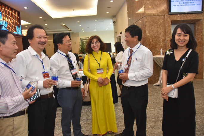 Đại hội Hội Nhà báo TP HCM nhiệm kỳ 2020 - 2025 diễn ra phiên trù bị - Ảnh 2. Đại hội Hội Nhà báo TP HCM nhiệm kỳ 2020 - 2025 diễn ra phiên trù bị - Ảnh 2.