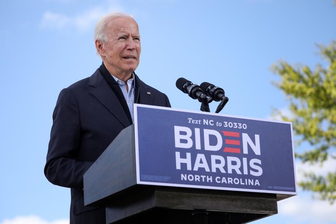 “Bầu cho một người tên Trump”, Tổng thống Trump “đánh” chớp nhoáng 3 bang - Ảnh 2. “Bầu cho một người tên Trump”, Tổng thống Trump “đánh” chớp nhoáng 3 bang - Ảnh 2.
