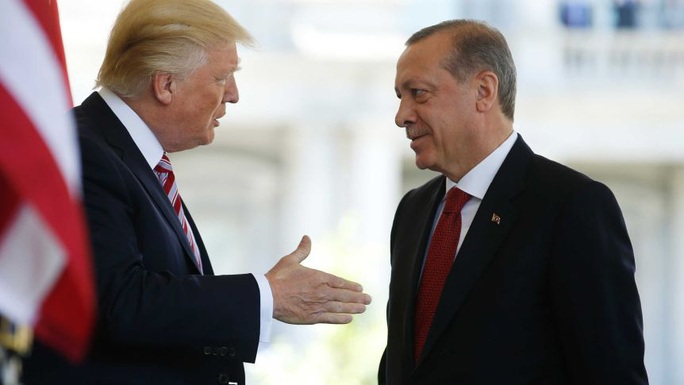 Tổng thống Thổ Nhĩ Kỳ đe Mỹ, tiếp tục chọc giận Pháp - Ảnh 1.