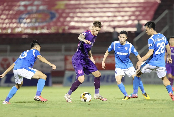 Sài Gòn FC vượt mặt Hà Nội FC - Ảnh 1. Sài Gòn FC vượt mặt Hà Nội FC - Ảnh 1.