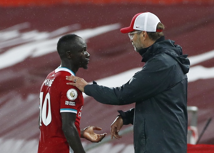 Sadio Mane mắc Covid-19, Liverpool lo lắng tột độ - Ảnh 2.