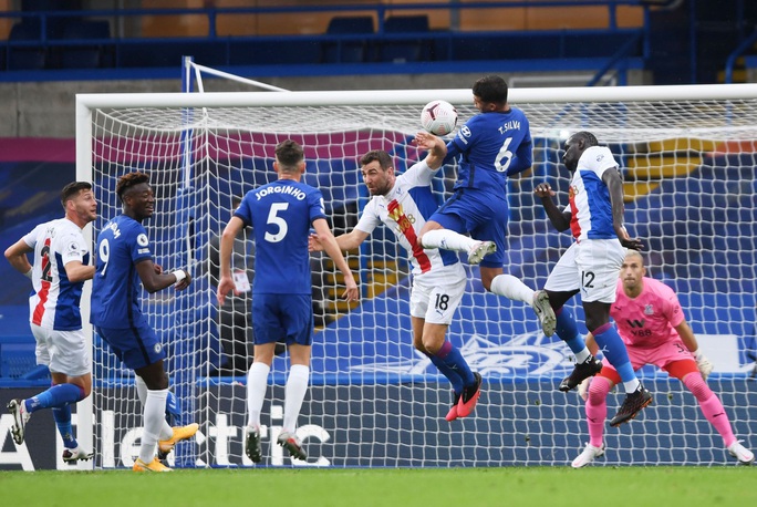 Sao trẻ tranh đá phạt đền, Chelsea hạ đẹp Palace 4-0 - Ảnh 1.