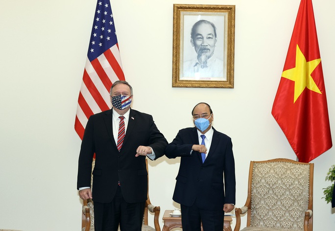 Ngoại trưởng Mike Pompeo chuyển lời hỏi thăm của Tổng thống Donald Trump - Ảnh 1.