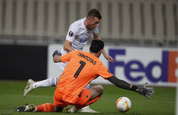 Leicester thắng dễ ở Hy Lạp, Arsenal đại phá láng giềng Dundalk - Ảnh 2.