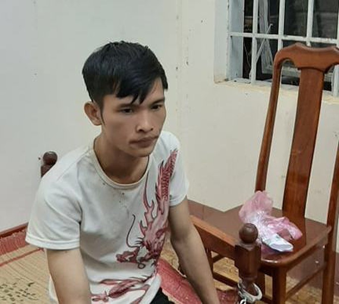 Khởi tố kẻ sát hại tài xế xe ôm 2 tội danh - Ảnh 1. Khởi tố kẻ sát hại tài xế xe ôm 2 tội danh - Ảnh 1.
