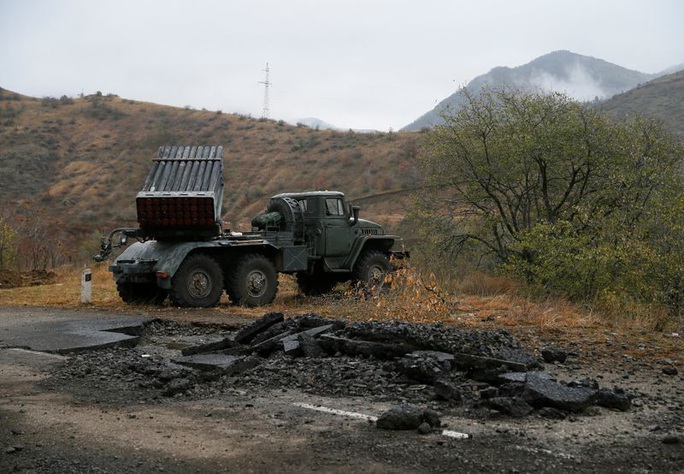 Quân Nga đến Nagorno - Karabakh, chứng kiến cảnh tượng kinh hoàng - Ảnh 2.