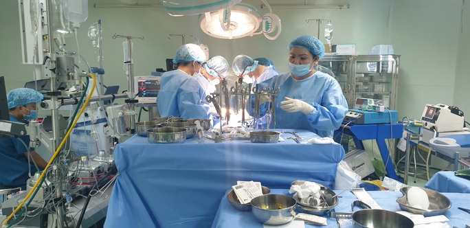 Thêm 1 người đàn ông suýt mất mạng vì hút thuốc lá nhiều - Ảnh 1. Thêm 1 người đàn ông suýt mất mạng vì hút thuốc lá nhiều - Ảnh 1.
