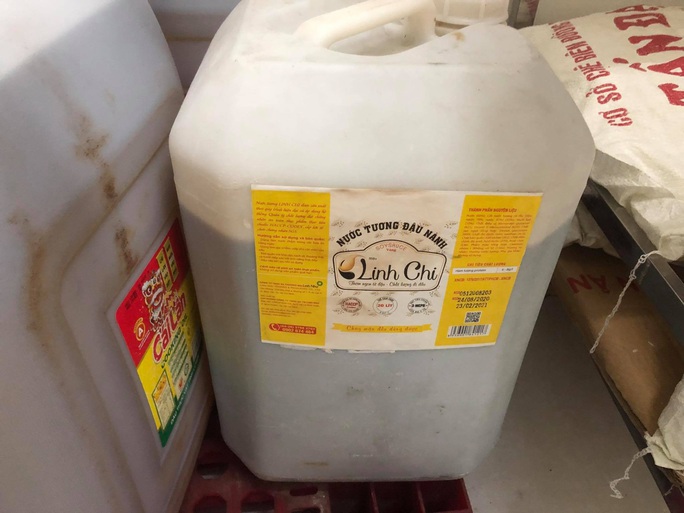 TP HCM: Phụ huynh bật khóc khi chứng kiến bữa ăn bán trú - Ảnh 11.