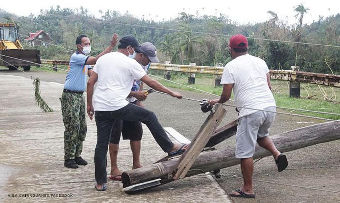 Bão Goni tha Manila, Philippines hứng tiếp cơn bão mới - Ảnh 4. Bão Goni tha Manila, Philippines hứng tiếp cơn bão mới - Ảnh 4.