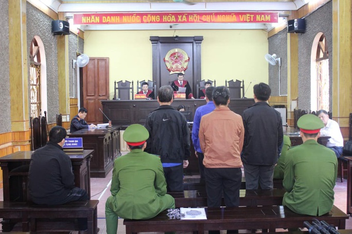 Gian lận điểm thi ở Sơn La: Cựu Phó giám đốc Sở GD-ĐT bị tuyên y án 9 năm tù - Ảnh 1.