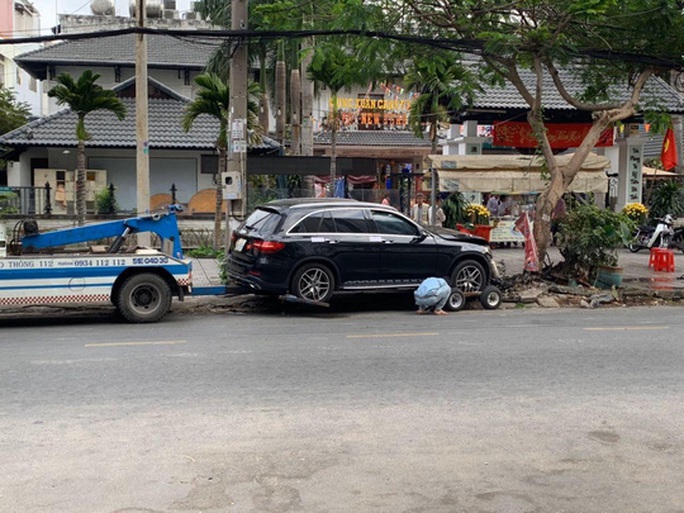 ket-luan-vu-nu-tiep-vien-vietnam-airline-bi-mercedes-tong-gan-san-bay