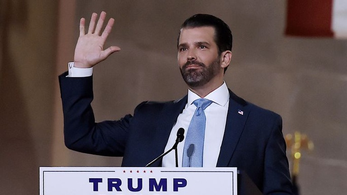 Con cả của Tổng thống Trump mắc Covid-19 sau nhiều lần lan truyền thông tin sai lệch - Ảnh 1. Con cả của Tổng thống Trump mắc Covid-19 sau nhiều lần lan truyền thông tin sai lệch - Ảnh 1.