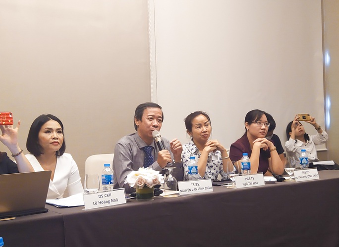 90% kháng sinh bán tại nhà thuốc không theo đơn của bác sĩ - Ảnh 1. 90% kháng sinh bán tại nhà thuốc không theo đơn của bác sĩ - Ảnh 1.