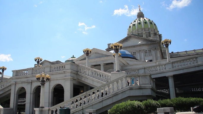 Bầu cử Mỹ: Động thái lạ ở bang Pennsylvania - Ảnh 1. Bầu cử Mỹ: Động thái lạ ở bang Pennsylvania - Ảnh 1.