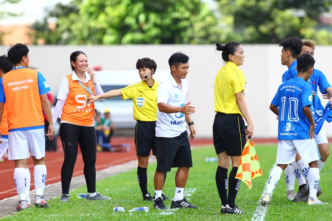 Có ngoại binh, Trường Đại học Tôn Đức Thắng vẫn lỡ hẹn bán kết SV-League - Ảnh 3.