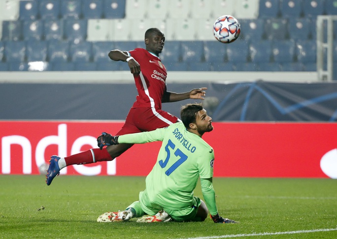 Diogo Jota lập hat-trick, Liverpool đại thắng Atalanta trên đất Ý - Ảnh 5.