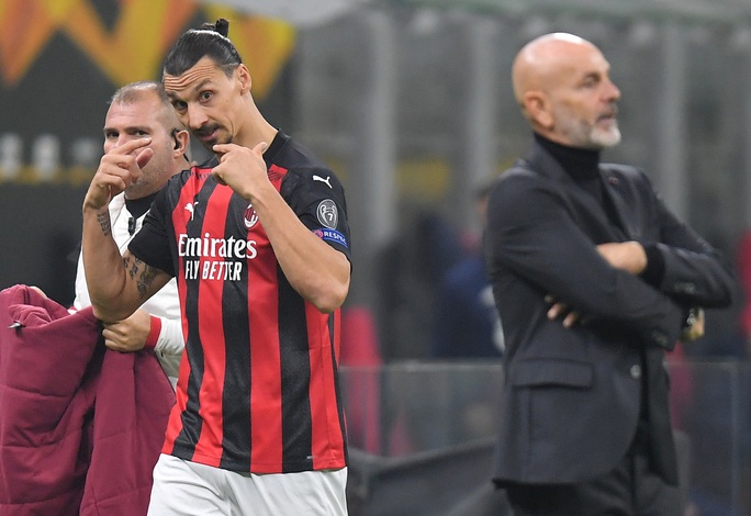 Ibrahimovic tịt ngòi, AC Milan chấm dứt chuỗi 24 trận bất bại - Ảnh 2.