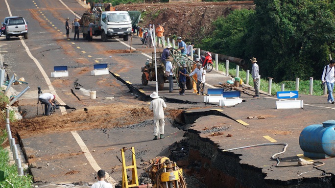 The prosecution of the just completed 250 billion dong highway case shattered in Gia Lai - Photo 3.