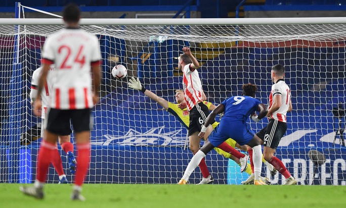 Ngược dòng chấn động Stamford Bridge, Chelsea vọt vào Top 3 Ngoại hạng Anh - Ảnh 3.