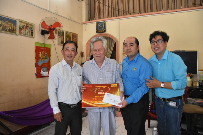 Mai Vàng nhân ái thăm hai nhạc sĩ Duy Khanh và Văn Dần - Ảnh 5.