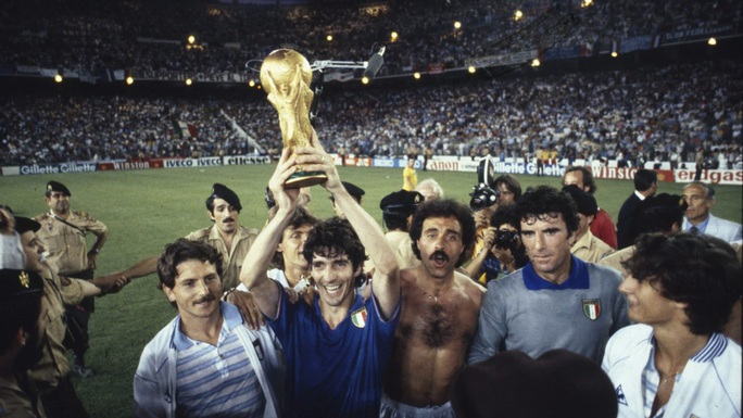 Nhà vô địch World Cup 1982 Paolo Rossi đột ngột qua đời - Ảnh 4.