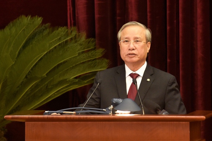 Thường trực Ban Bí thư Trần Quốc Vượng điều hành ngày làm việc thứ ba Hội nghị Trung ương 14 - Ảnh 1.