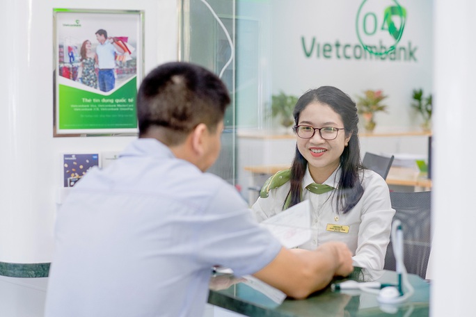 Giá trị vốn hóa của Vietcombank lên tới 370.516 tỉ đồng - Ảnh 1.