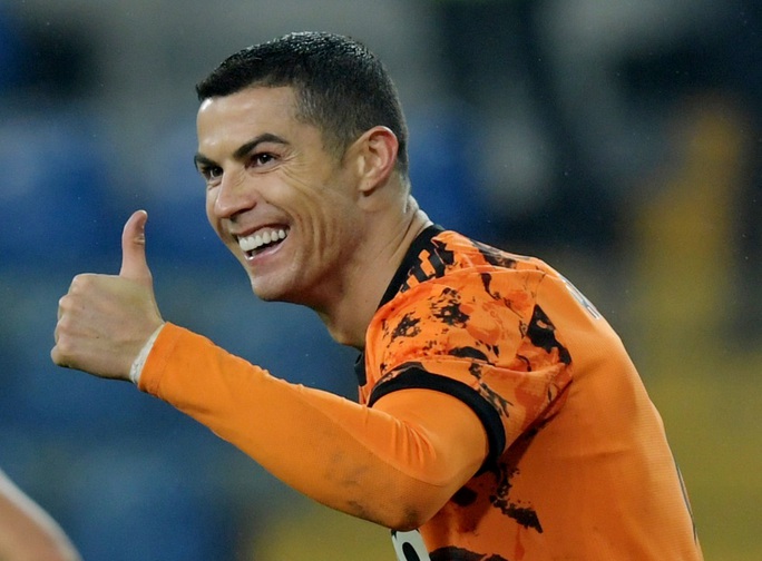 Ronaldo tiếp tục lập cú đúp, dẫn đầu danh sách Vua phá lưới Serie A - Ảnh 5.