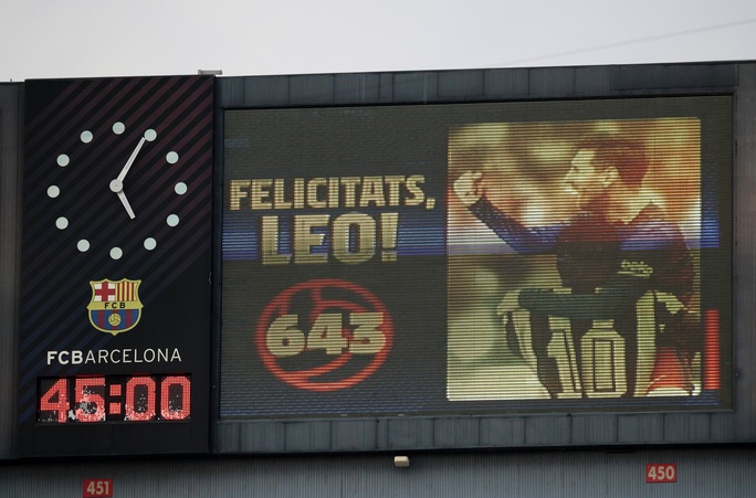 Messi bắt kịp kỷ lục vua Pele, Barcelona đánh rơi chiến thắng - Ảnh 5.