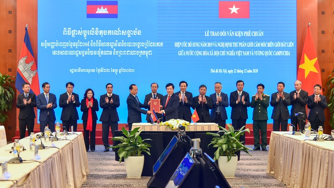 Hai văn kiện về biên giới Việt Nam - Campuchia chính thức có hiệu lực - Ảnh 1. Hai văn kiện về biên giới Việt Nam - Campuchia chính thức có hiệu lực - Ảnh 1.