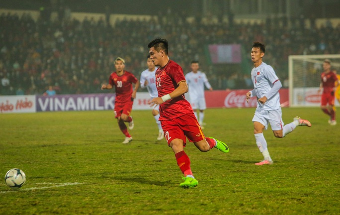 Quang Hải ghi bàn, đội tuyển Việt Nam hoà đàn em U22 Việt Nam - Ảnh 13.