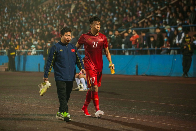 Quang Hải ghi bàn, đội tuyển Việt Nam hoà đàn em U22 Việt Nam - Ảnh 16.