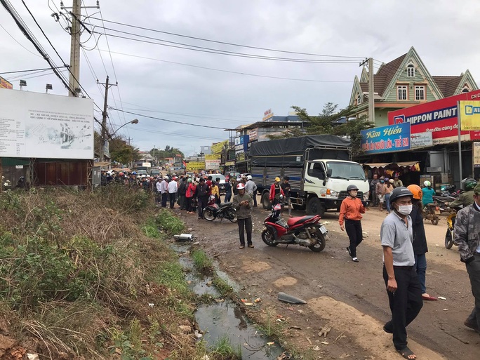 Xe tải gây tai nạn liên hoàn, 2 phụ nữ tử vong tại chỗ - Ảnh 1.