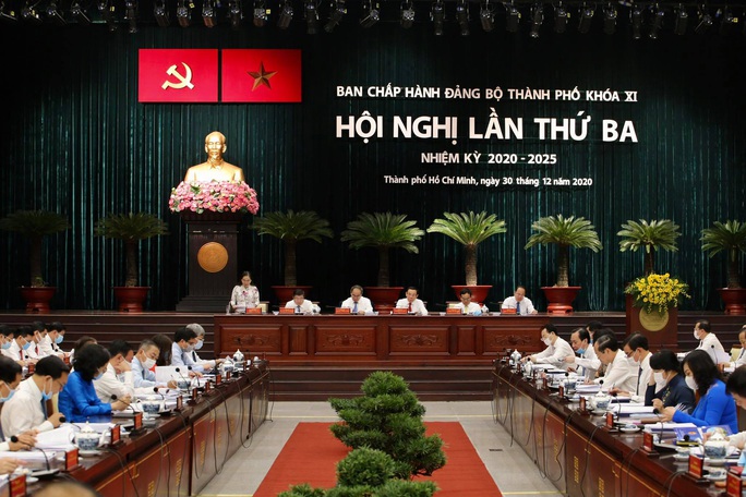 Hội nghị Thành ủy TP HCM bàn nhiều nội dung quan trọng - Ảnh 1.