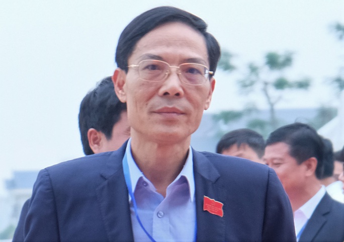 Miễn nhiệm ông Trịnh Văn Chiến, bầu tân Chủ tịch HĐND tỉnh Thanh Hóa - Ảnh 5.