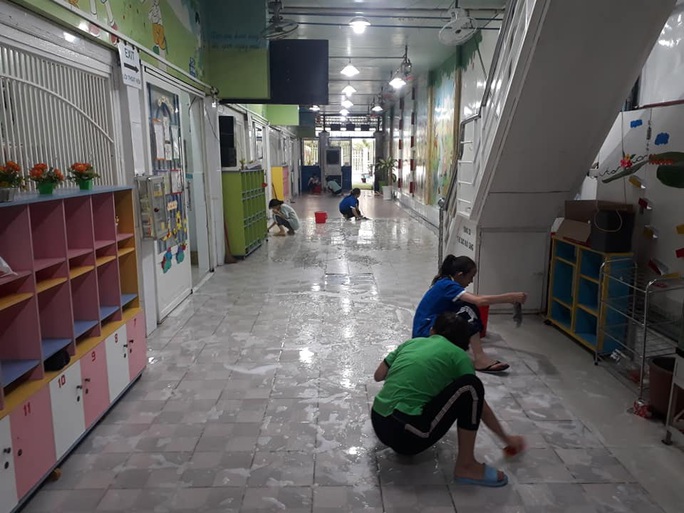 TP HCM: Không tính vào ngày nghỉ với học sinh có biểu hiện viêm đường hô hấp do virus Corona - Ảnh 1. TP HCM: Không tính vào ngày nghỉ với học sinh có biểu hiện viêm đường hô hấp do virus Corona - Ảnh 1.