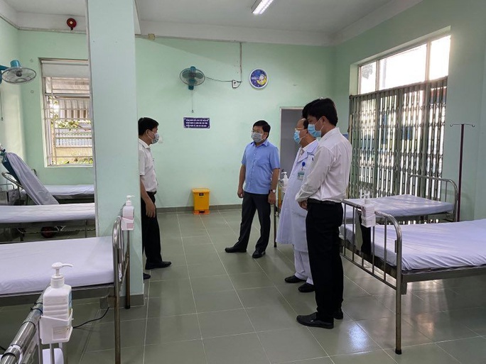 Quận Bình Tân nói gì về vụ 1024 trường hợp người nước ngoài cần theo dõi y tế? - Ảnh 1. Quận Bình Tân nói gì về vụ 1024 trường hợp người nước ngoài cần theo dõi y tế? - Ảnh 1.