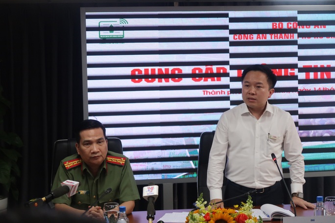 CLIP: Phó Giám đốc Công an TP HCM nói về 50 phút nghẹt thở tiêu diệt Tuấn khỉ - Ảnh 2. CLIP: Phó Giám đốc Công an TP HCM nói về 50 phút nghẹt thở tiêu diệt Tuấn khỉ - Ảnh 2.