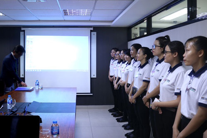 Đơn giản thủ tục đưa lao động đi làm việc ở nước ngoài - Ảnh 1. Đơn giản thủ tục đưa lao động đi làm việc ở nước ngoài - Ảnh 1.