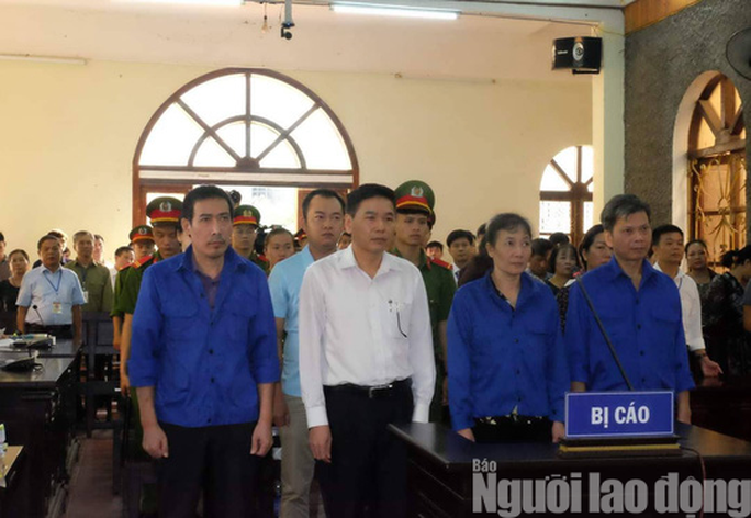 Vụ án gian lận điểm thi Sơn La: Nhận tiền tỉ để sửa điểm thi - Ảnh 1. Vụ án gian lận điểm thi Sơn La: Nhận tiền tỉ để sửa điểm thi - Ảnh 1.